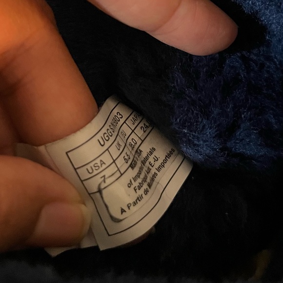 Ugg Bailey Button Navy Boots - Picture 9 of 10